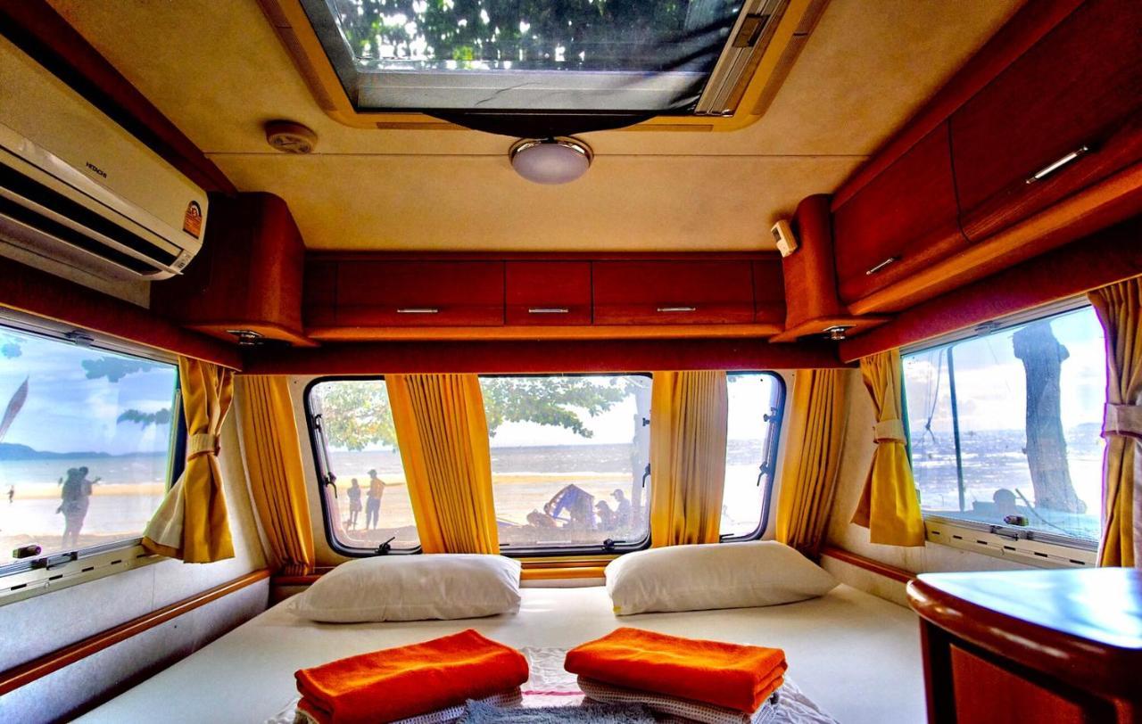 Beach House Camp Na Chom Thian Exterior foto