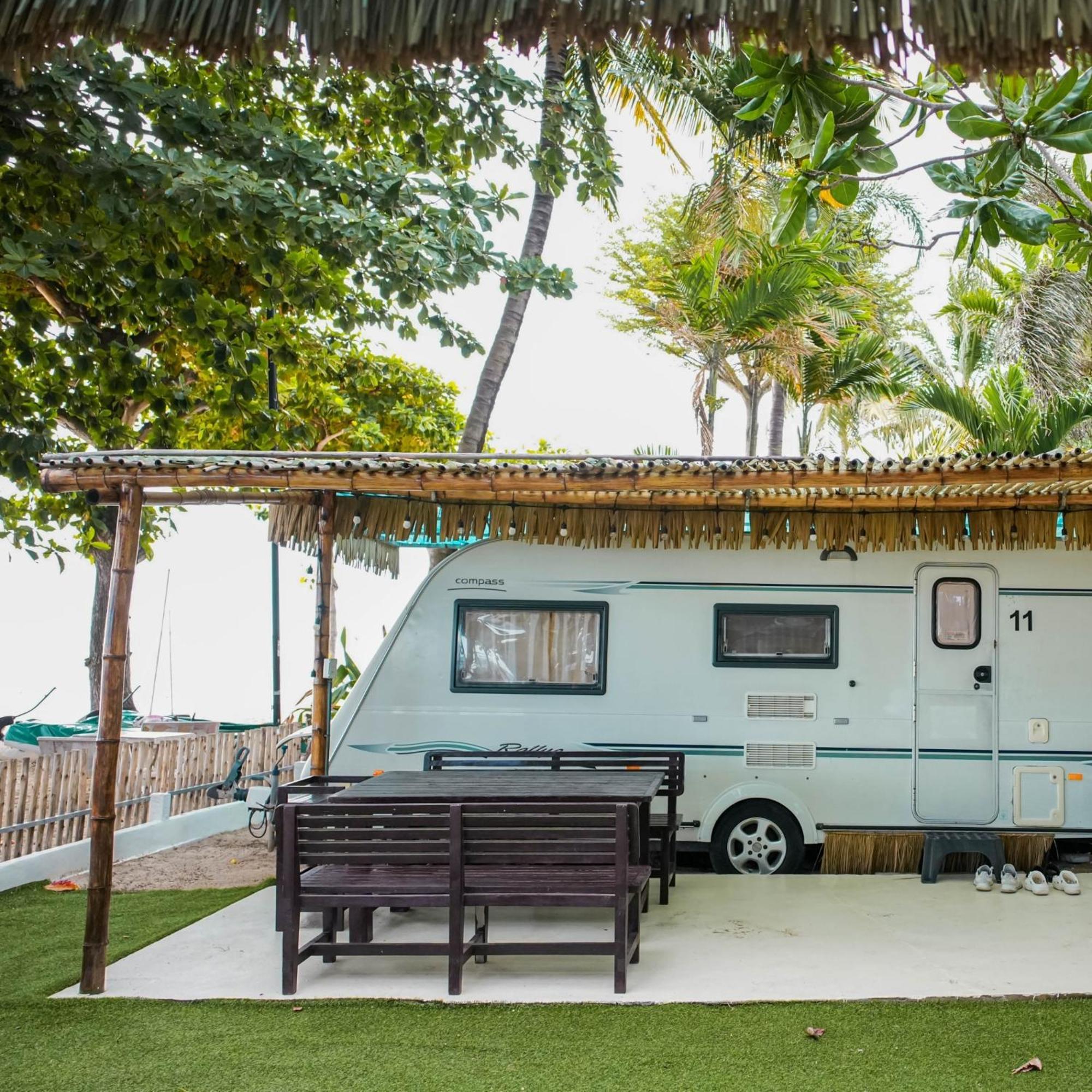 Beach House Camp Na Chom Thian Exterior foto